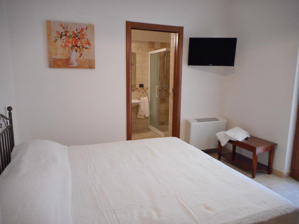 Le Terrazze Miramare B&B Torre Canne Exterior foto